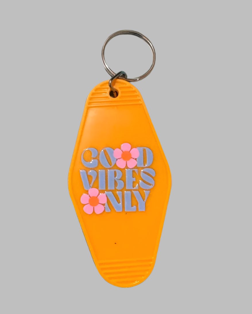 Good Vibes Only Keychain